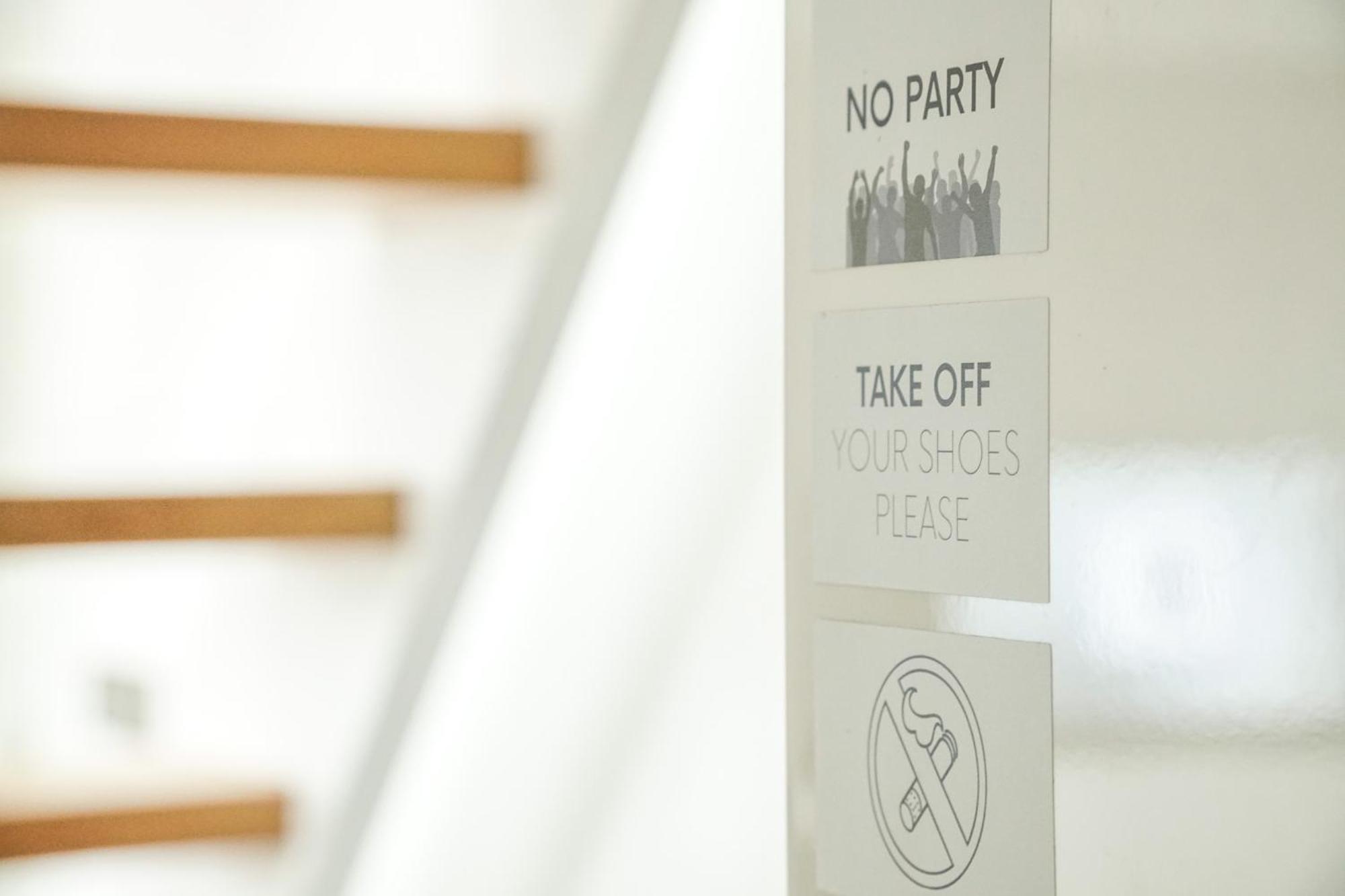 Urban Zenhouse No.2 - Breakfast Included Apartment Bratislava Bagian luar foto